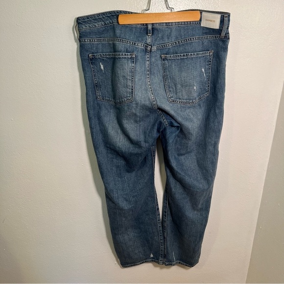Express Mid-Rise Boyfriend Jean Medium Wash Distressed 14R - Picture 7 of 14